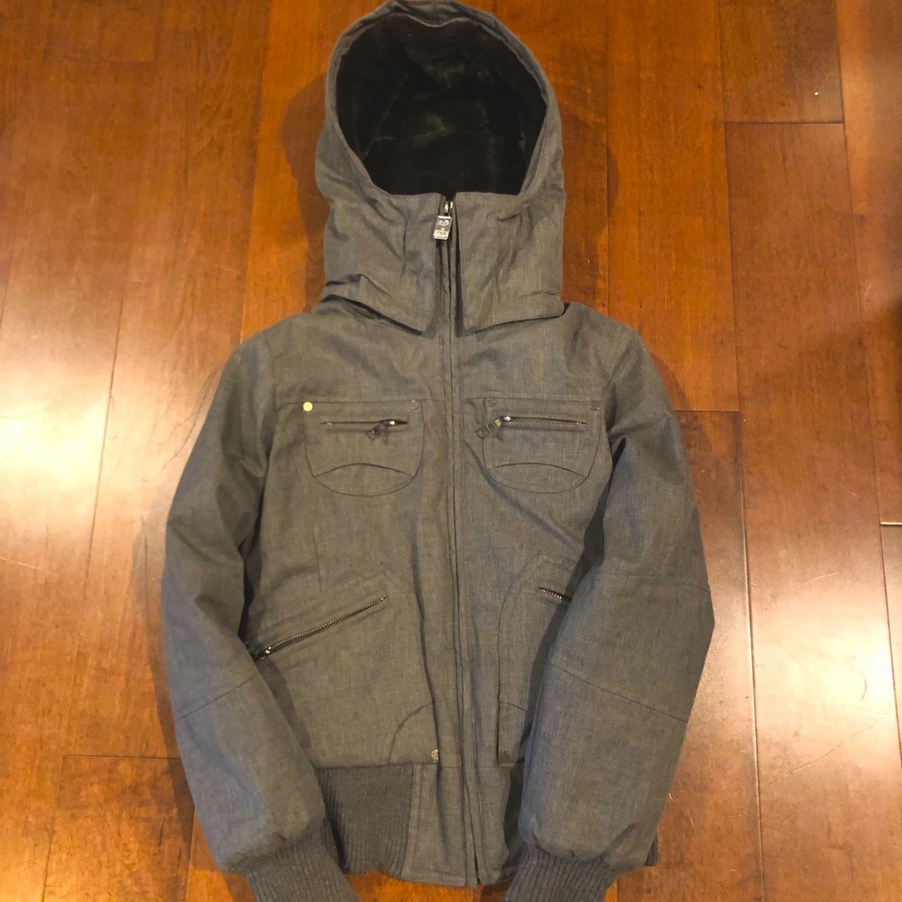 Aritzia Tna Parka Jacket